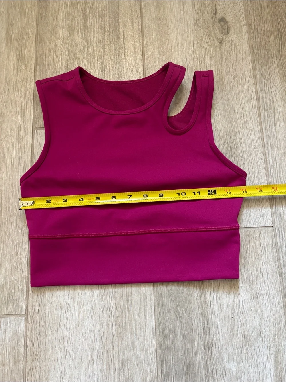 Lululemon Magenta Mastered Motion Cropped Tank Size 6